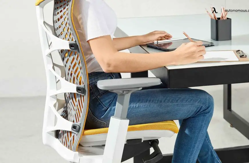 The Best Office Chair For Scoliosis Relief in 2023